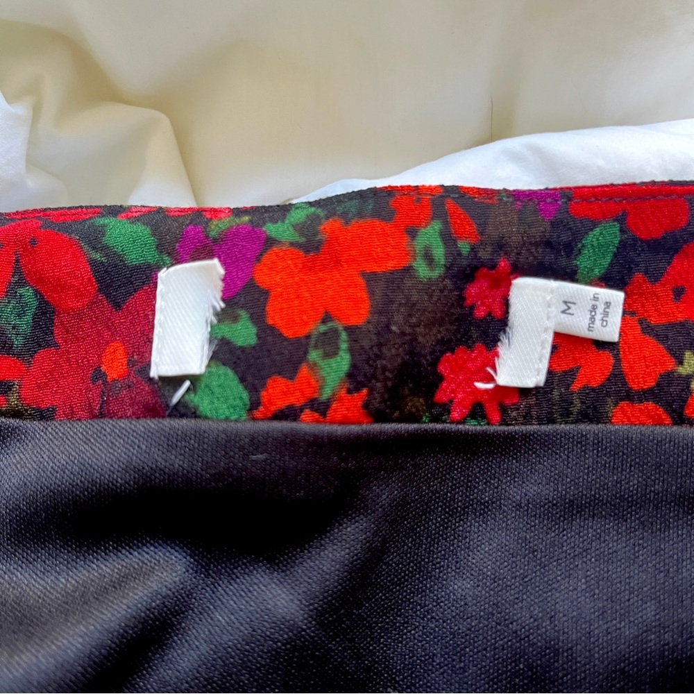 ASTR Waverly Skirt Medium - Picture 8 of 9